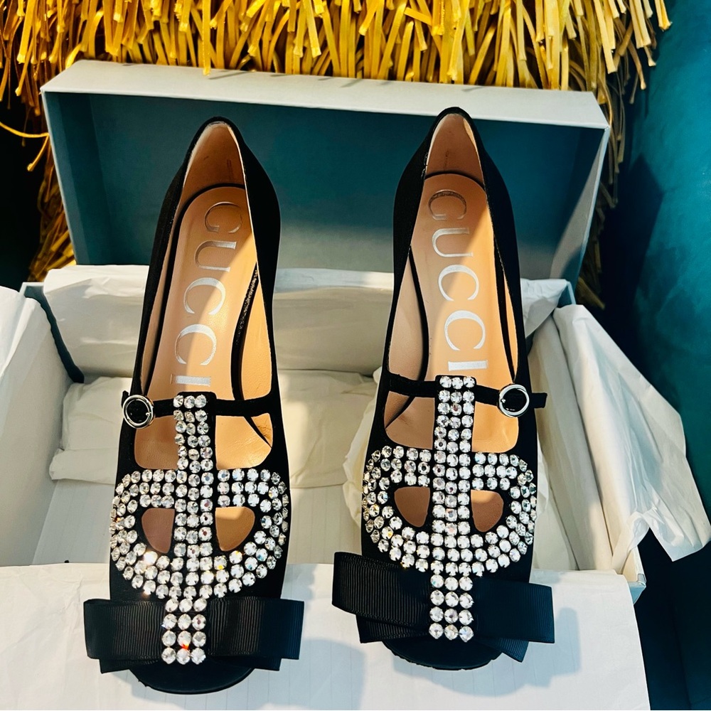 Gucci Loafers-Mary Jane style. Size 35/ USA 5